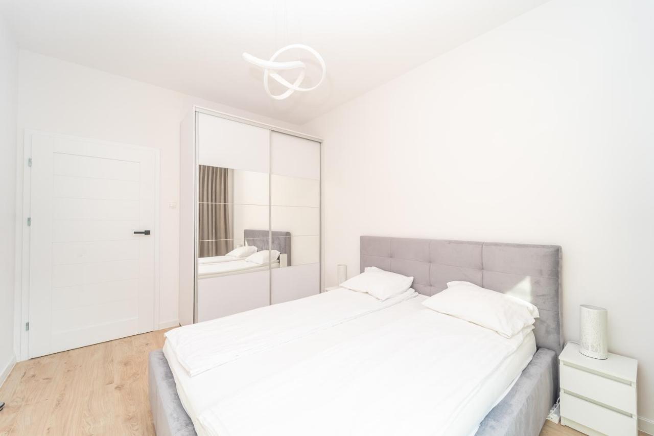 Nadmorski Dwor - Green Apartment Гданск Екстериор снимка