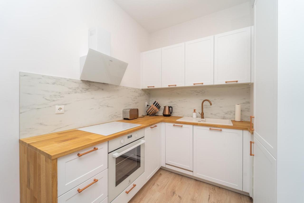 Nadmorski Dwor - Green Apartment Гданск Екстериор снимка